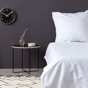 De White White Satin Super King Fitted Sheet (FR) (IT) (ES) (DE)