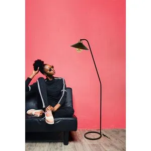 Delta Siyah Lambader Metal Başlıklı Black Floor Lamp