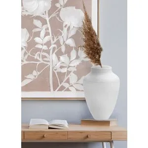 DKR0490 White Vase