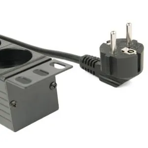 EG-PDU-014 Gembird Produzni kabl sa zastitom 8 uticnica 16A, PDU 1U, aluminium, 3m