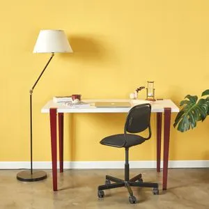 Eridanos - White Burgundy White
Burgundy Study Desk