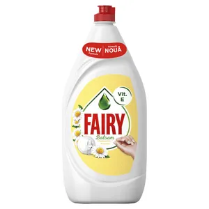 Fairy Deterdžent za posuđe chamomile &amp; vitamin E 1.35l