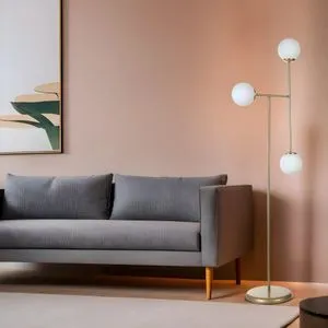 Favori 3 Lü Eskitme Beyaz Camlı Lambader White
Gold Floor Lamp