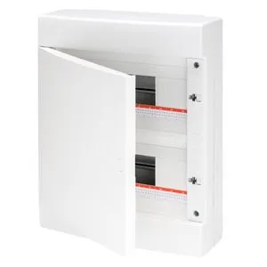 Gewiss 40CD, Razv. tabla 24M, nadg. IP40, bela vrata, sa rednim st.