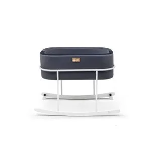 Hier Metal - Black, White Black
White Cradle