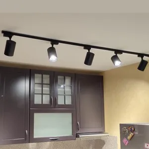 Šinska rasveta Crna Komplet 2m-5topa