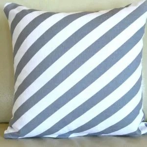 Jastučnica Diagonal 40x40cm-siva