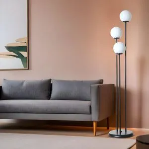 Judy 3 Lü Siyah Beyaz Camlı Lambader Black
White Floor Lamp