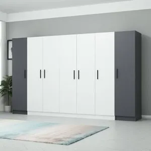 Kale - 3081 Anthracite
White Wardrobe