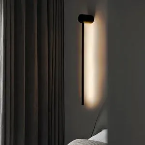 L1171 - Crna zidna lampa