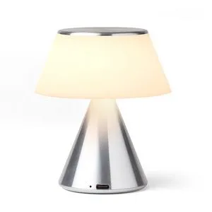 LEXON LUMA M STONA LAMPA 9 boja, baterija oko 24h, punjenje 3h, USB-C