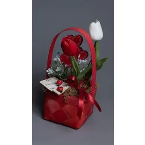 Lilium aranžman u korpi crveni 12*12* visina 24, 536500