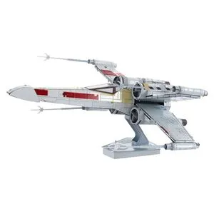 Metal Earth 3D metalna maketa - STAR WARS X-Wing Starfighter