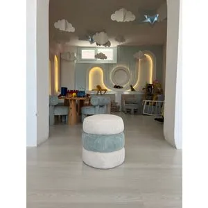 Miniboum - Blue Blue
White Pouffe