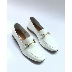 Mokasine / White Statement