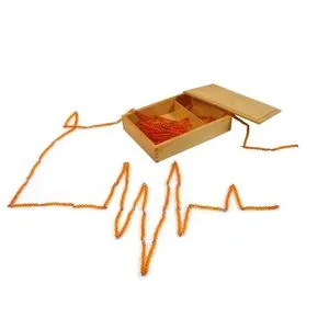 MONTESORI Lančićii za računanje 10,100,1000 sa kutijom