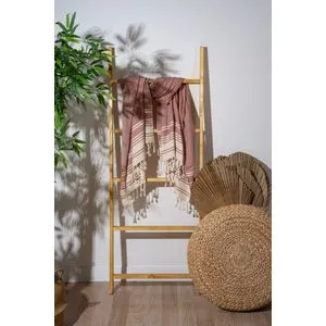 New Diamond - Crvena Fouta (Plažna Peškir)