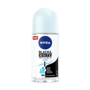 NIVEA Black&White Invisible Pure dezodorans roll-on 50ml