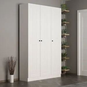 Noah - 8243 White Hall Stand