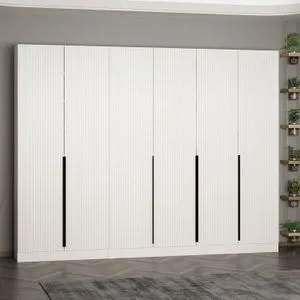 Noah - 8257 White Hall Stand