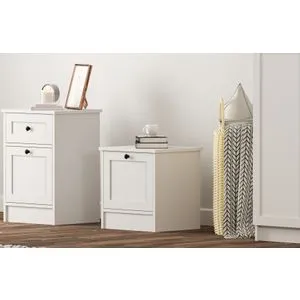 Noćni ormarić Rb-168-02 u mat beloj boji