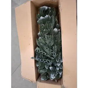 Novogodišnja jelka – IZA sa ukrasima – 220cm - OŠTEĆENO