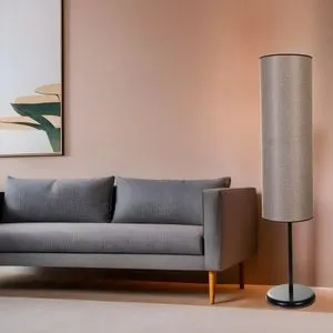 Noyan Crni Lambader sa Tamnim Pletivom