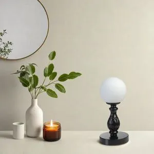 Olimpiyat Siyah Beyaz Camlı Masa Lambası Black
White Table Lamp