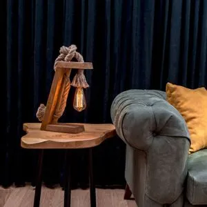 PP166 Walnut Table Lamp