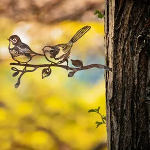 Ptica Na Grani 04 - Braon Dekorativni Vrtni Element