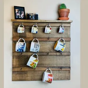 Raf284 Drvena Dekorativna Zidna Polica