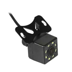 RIKVERC KAMERA ZA AUTO HD SA 8 LED DIODA UGAO SOCIVA 135°