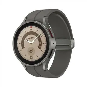 Samsung Galaxy Watch 5 PRO titanijum 45mm sivi