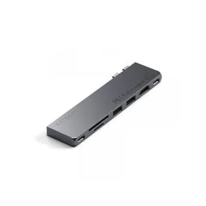 Satechi Pro Slim multiport hub