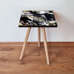 Shp159 - Black Black
White
Gold Side Table