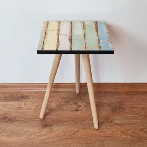 Shp260 - Green Green
Blue
White Side Table