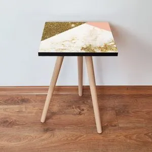 Shp264 - Zlatna i bela stolička za stranu