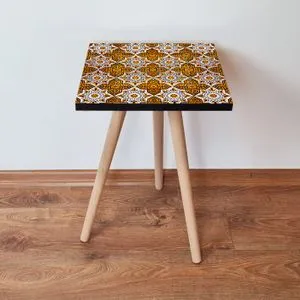 Shp52 - Orange Orange
White
Brown Side Table