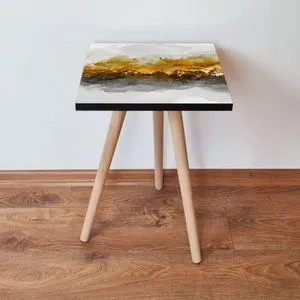 Shp81 - Sto sa strane u beloj, crnoj i zlatnoj boji