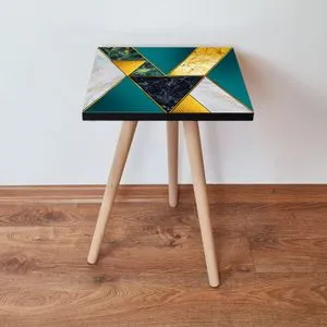 Shp86 - Green Green
White
Gold
Black Side Table