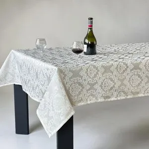 Stolnjak " Damast " - 150x220cm dezen E20