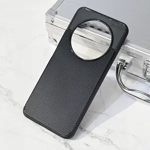 Torbica Defender Carbon za Xiaomi Redmi 14C crna