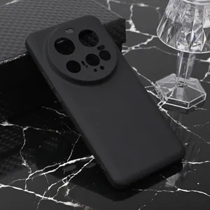 Torbica silikonska Ultra Thin za Xiaomi 15 Ultra mat crna