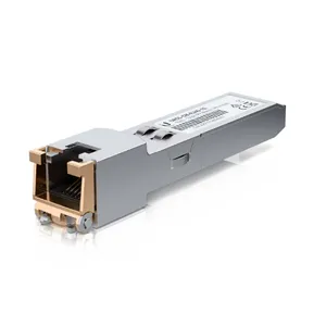 Ubiquiti UACC-CM-RJ45-1G SFP na RJ45 primopredajni modul koji isporučuje brzinu od 1 Gbps preko k...