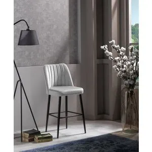 Vento - Cream Cream
Black Bar Stool Set (4 Pieces)