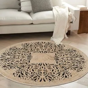 Woopamuk473 Cream Rug (110 x 110)