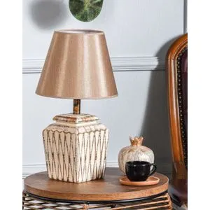 YL019 Cream
Gold Table Lamp