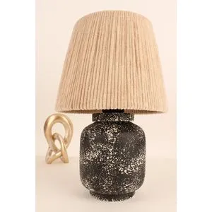 YL647 Black
Cream Table Lamp