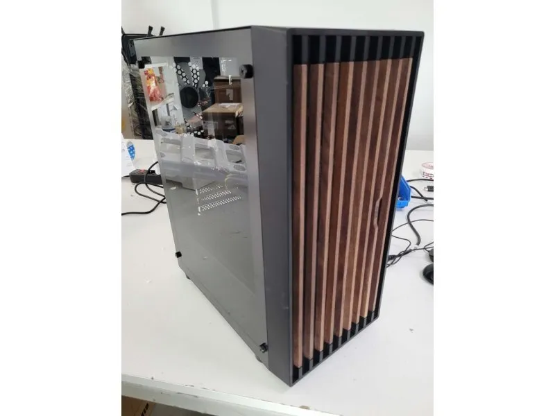 AMD Ryzen 5 7500F DDR5 16GB M.2 1TB RX6650 8GB 700W OUTLET