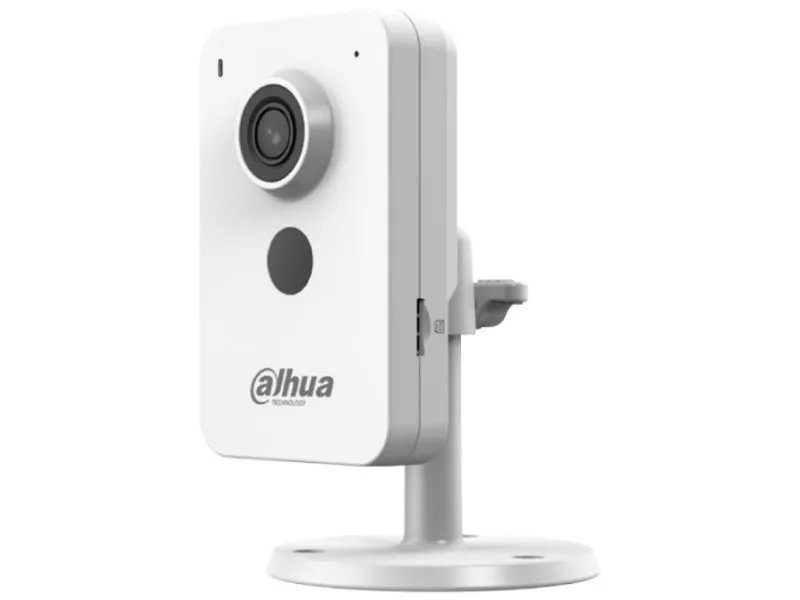 C4K-P 4MP Compact Wi-Fi & PoE kamera